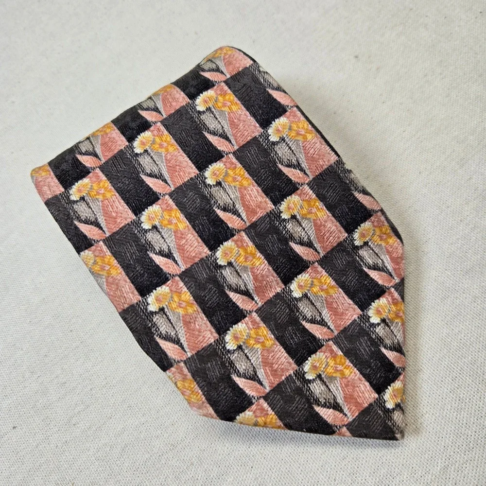Ermenegildo Zegna Vintage 1990s Silk Tie‎ Checkered Floral Made Italy Designer